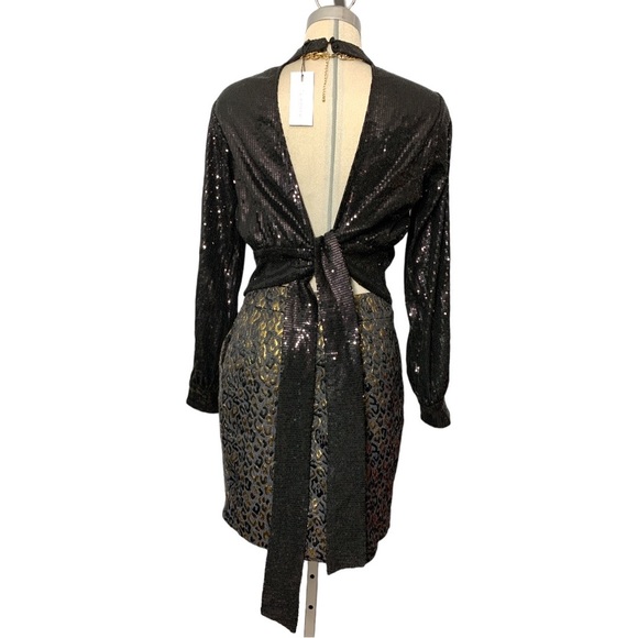 *NEW* DYNAMITE Black Long Sleeves Open Back Sequins Luxury Top Size M - Picture 8 of 13